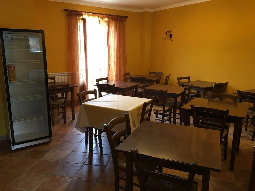 Il Bucaneve Hotel Barrea Exterior photo