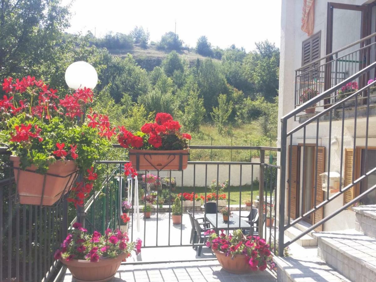 Il Bucaneve Hotel Barrea Exterior photo